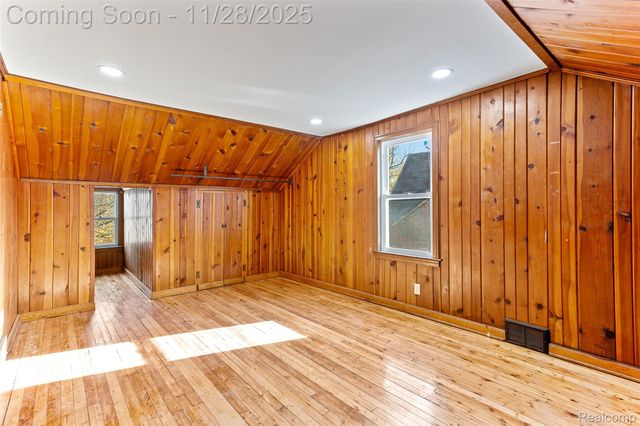 13599 Winthrop Street, Detroit, MI 48227