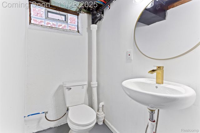 13599 Winthrop Street, Detroit, MI 48227