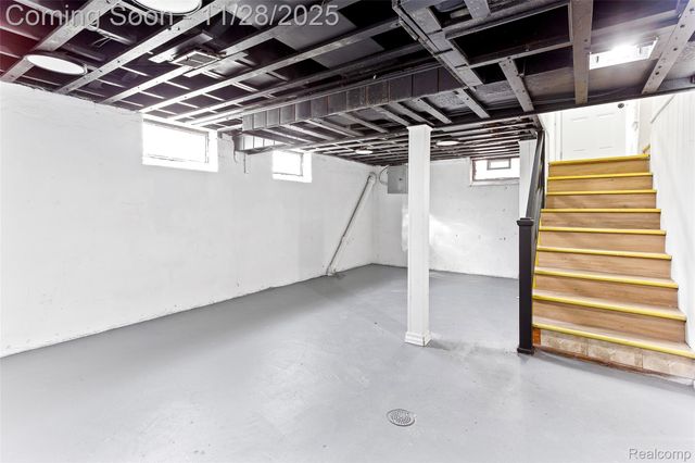 13599 Winthrop Street, Detroit, MI 48227