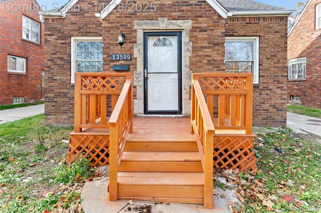 13599 Winthrop Street, Detroit, MI 48227