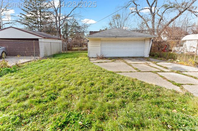 13599 Winthrop Street, Detroit, MI 48227