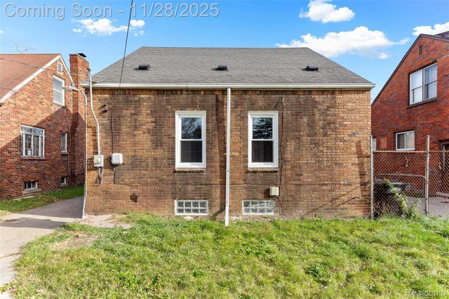 13599 Winthrop Street, Detroit, MI 48227