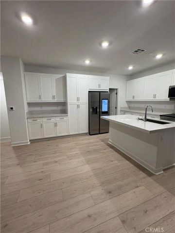 315 Honeysuckle Way, Oceanside, CA 92057