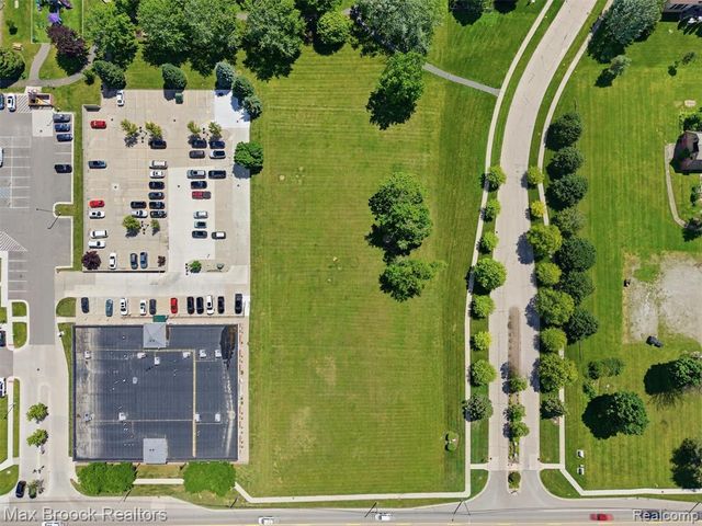 57750 Van Dyke Road, Washington, MI 48094