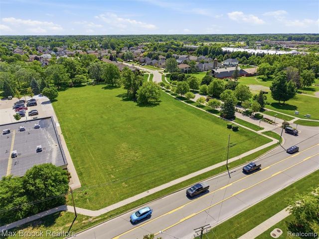 57750 Van Dyke Road, Washington, MI 48094