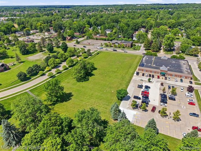 57750 Van Dyke Road, Washington, MI 48094