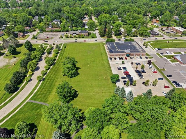 57750 Van Dyke Road, Washington, MI 48094