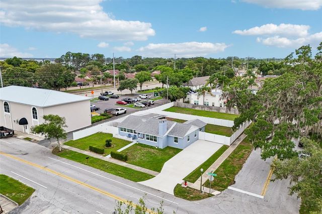 1211 MORNINGSIDE DRIVE, Mount Dora, FL 32757
