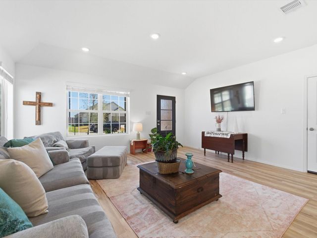 7327 Bartoncliff Drive, Katy, TX 77493