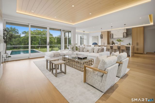 10 Beltas Farm Lane, Westport, CT 06880