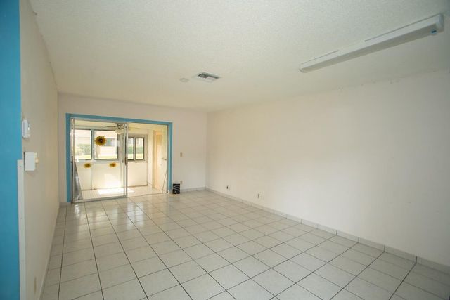 2545 Dudley Drive W K, West Palm Beach, FL 33415