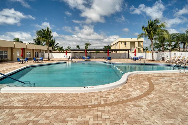2545 Dudley Drive W K, West Palm Beach, FL 33415
