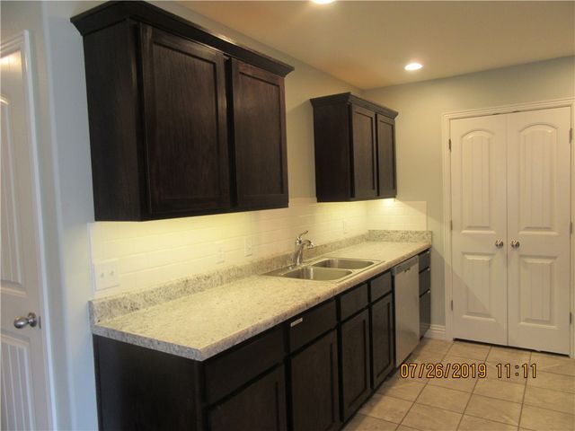 1108 A S Haden Street, Siloam Springs, AR 72761