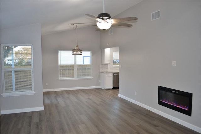 5909 Jacob GLN, Austin, TX 78727