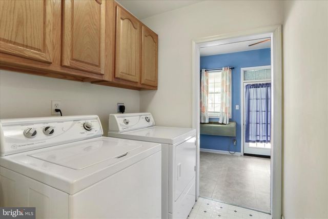 1024 POPE AVE, Hagerstown, MD 21740