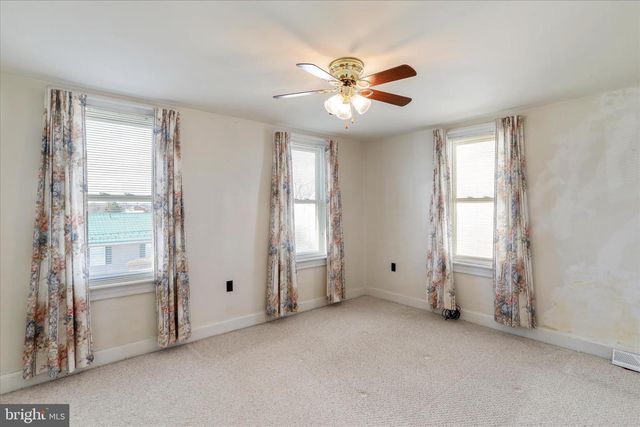 1024 POPE AVE, Hagerstown, MD 21740