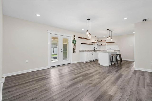 3221 Meadow Lane, Mobile, AL 36618