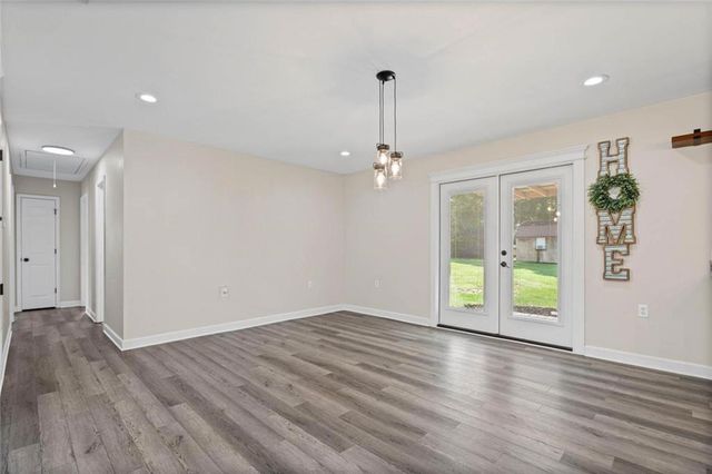 3221 Meadow Lane, Mobile, AL 36618