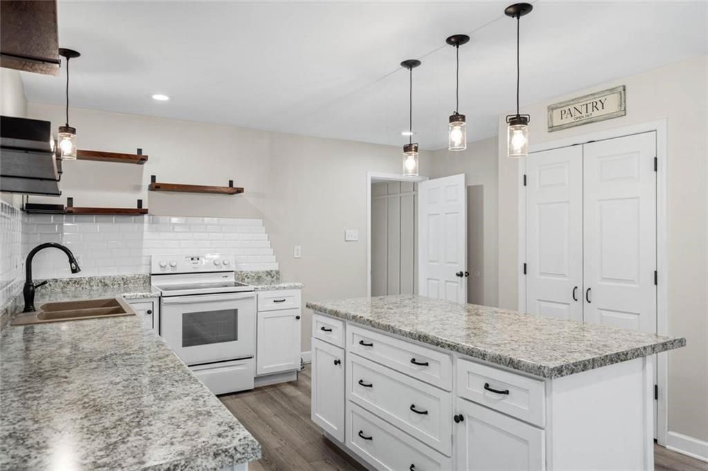 3221 Meadow Lane, Mobile, AL 36618 — photo 4