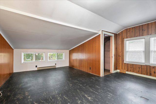 6520 N Fairfield Avenue, Chicago, IL 60645