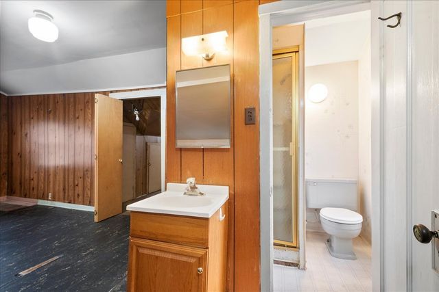 6520 N Fairfield Avenue, Chicago, IL 60645