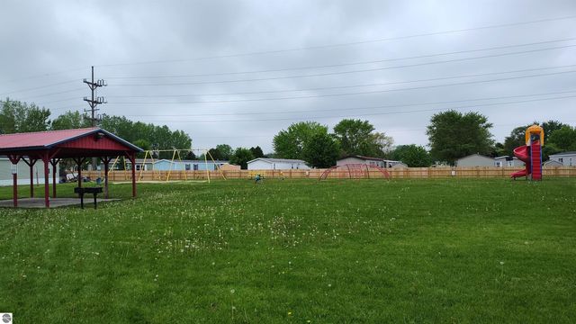 5436 Lilly Lane, Mt Pleasant, MI 48858