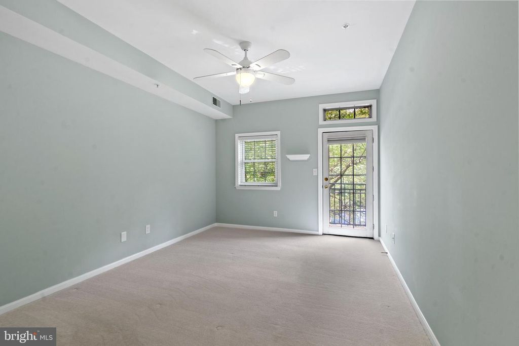 1344-C GARDEN WALL CIR #510, Reston, VA 20194