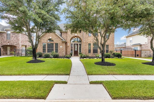 9911 Rollinson Park Drive, Spring, TX 77379