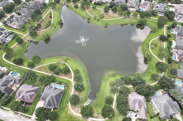 9911 Rollinson Park Drive, Spring, TX 77379