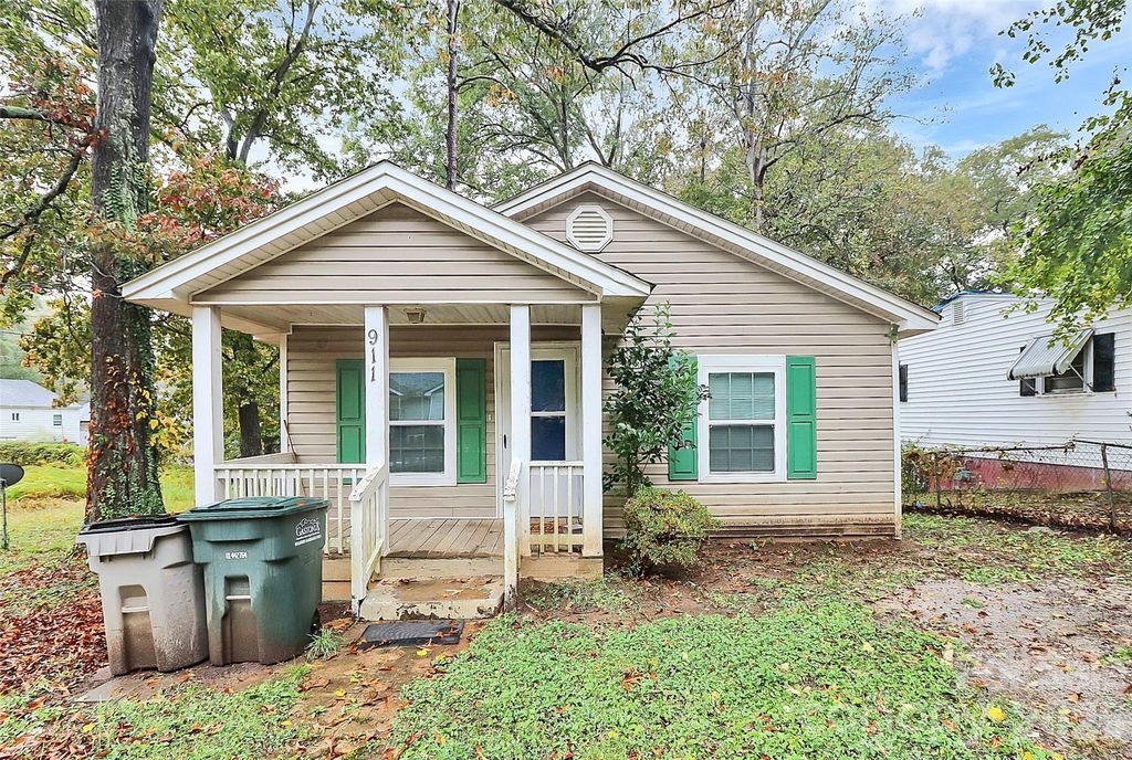 911 N Ransom Avenue, Gastonia, NC 28052