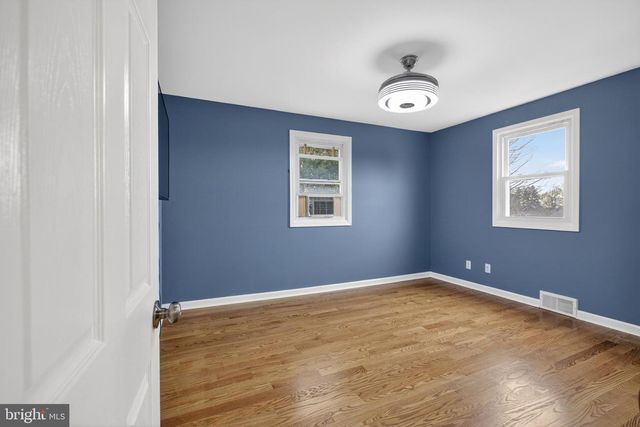 403 BINSTEAD AVE, Wilmington, DE 19804