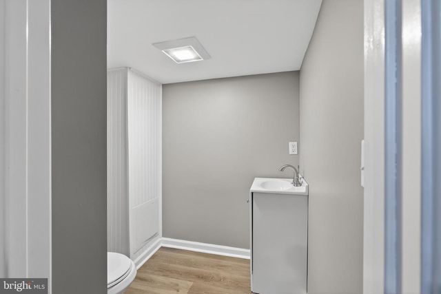 403 BINSTEAD AVE, Wilmington, DE 19804