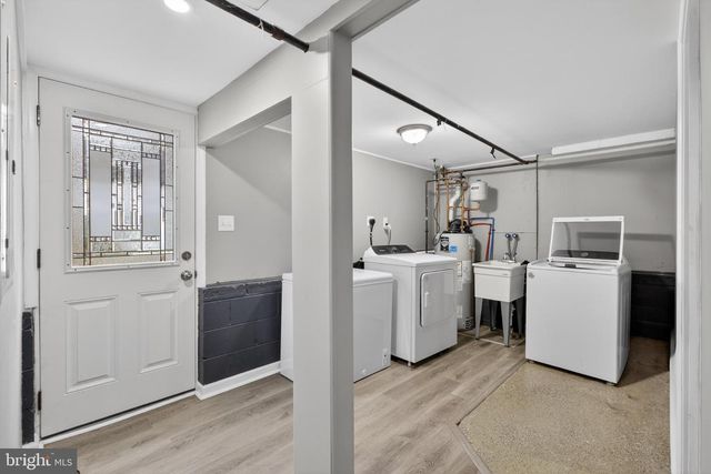 403 BINSTEAD AVE, Wilmington, DE 19804