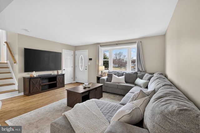 403 BINSTEAD AVE, Wilmington, DE 19804