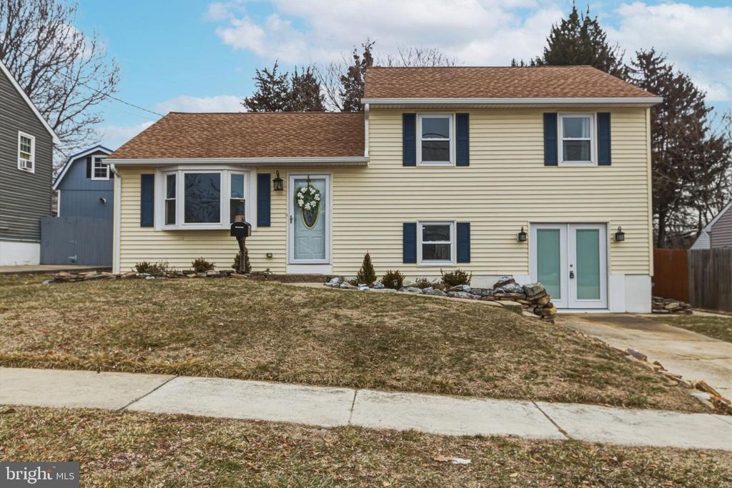 403 BINSTEAD AVE, Wilmington, DE 19804