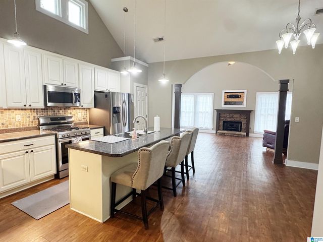 130 KING RICHARDS WAY, Calera, AL 35040