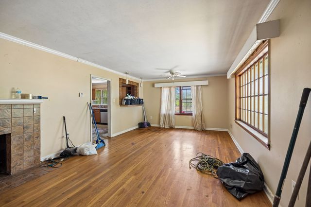 407 Overhill Rd, Knoxville, TN 37914