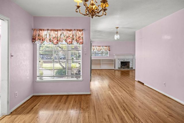 1236 W Scott Avenue, Fresno, CA 93711