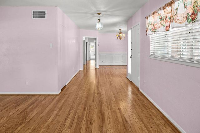 1236 W Scott Avenue, Fresno, CA 93711