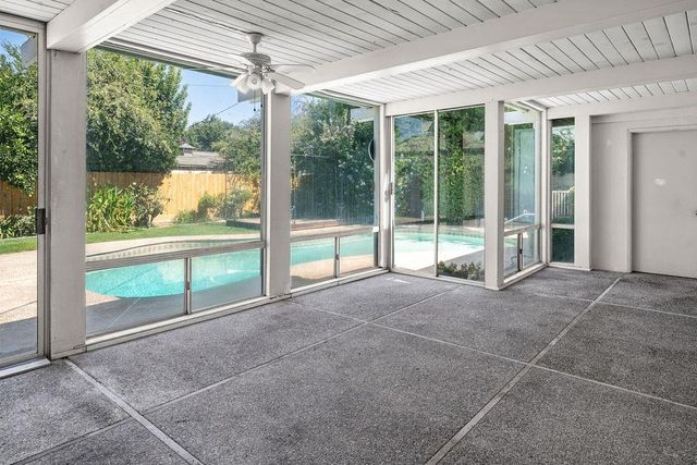 1236 W Scott Avenue, Fresno, CA 93711