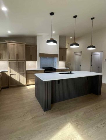 1709 Montclair PLACE, Fort Atkinson, WI 53538