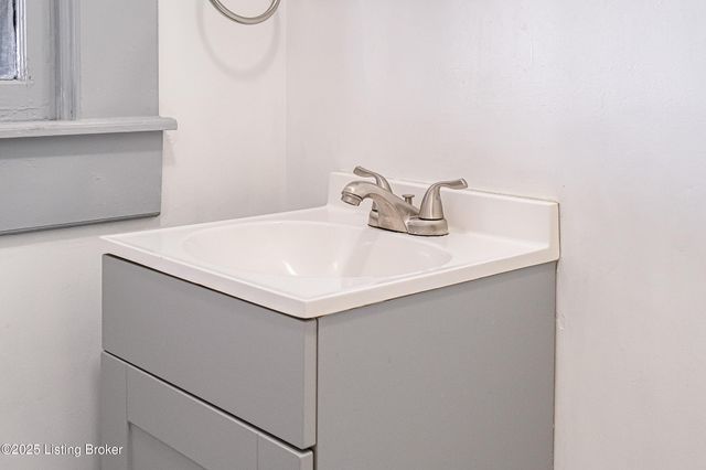 1432 S 6th St, Louisville, KY 40208