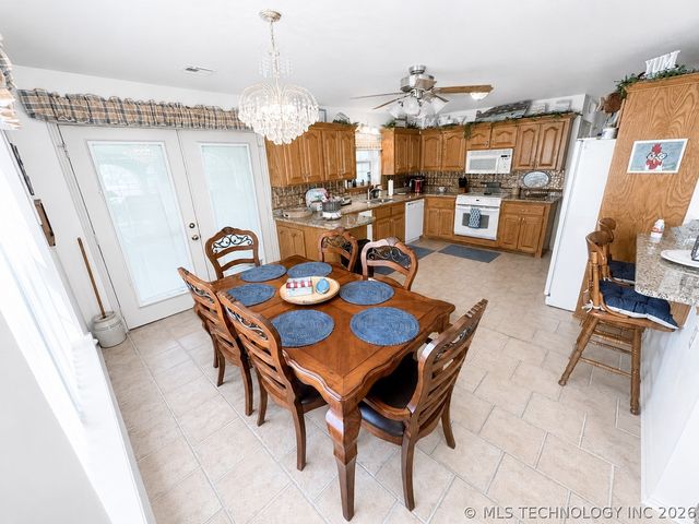 114537 Spring Creek, Eufaula, OK 74432