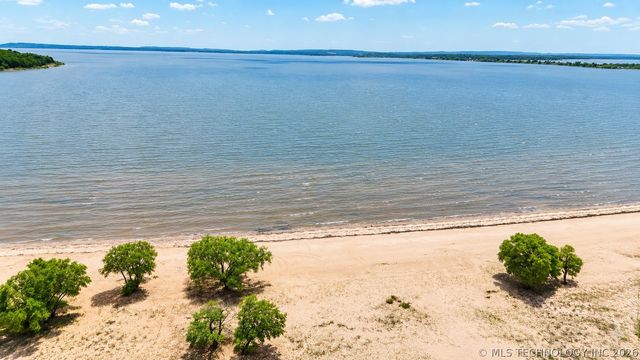 114537 Spring Creek, Eufaula, OK 74432