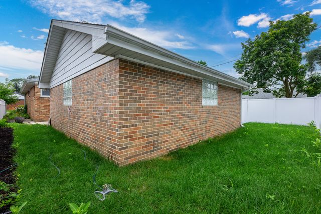 8500 Lawndale Avenue, Skokie, IL 60076