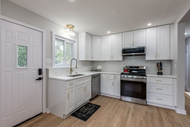 8500 Lawndale Avenue, Skokie, IL 60076