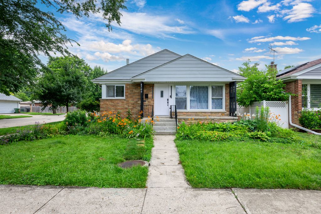 8500 Lawndale Avenue, Skokie, IL 60076