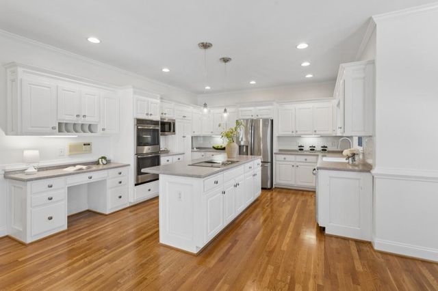 6316 Benbrooke Overlook NW, Acworth, GA 30101