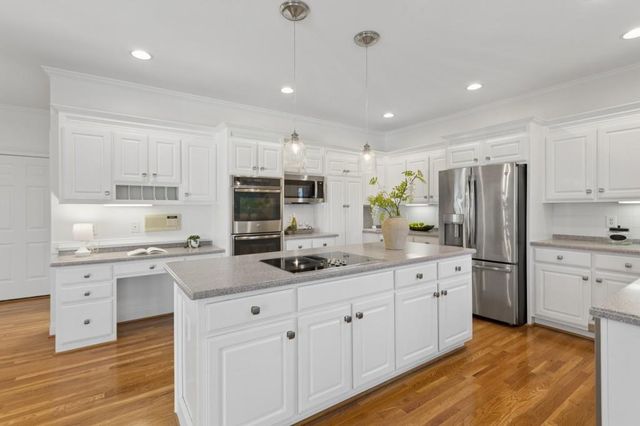 6316 Benbrooke Overlook NW, Acworth, GA 30101