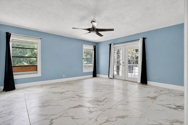 15721 111th Terrace N, Jupiter, FL 33478
